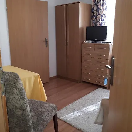 Dom Wczasowy - Ferienwohnung Ustka Exterior photo