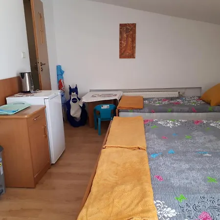 Dom Wczasowy - Ferienwohnung Ustka Exterior photo