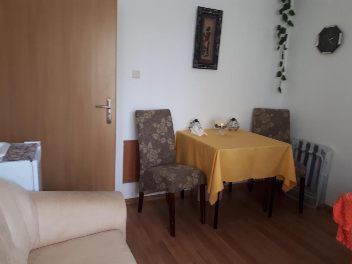 Homestay -